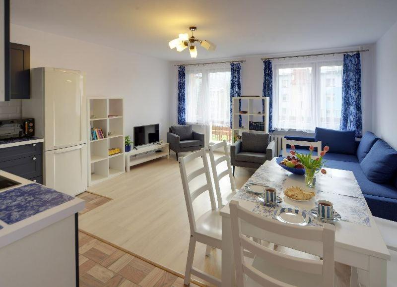 Trevilles Apartamenty - Granatowy Шклярска Поремба Екстериор снимка